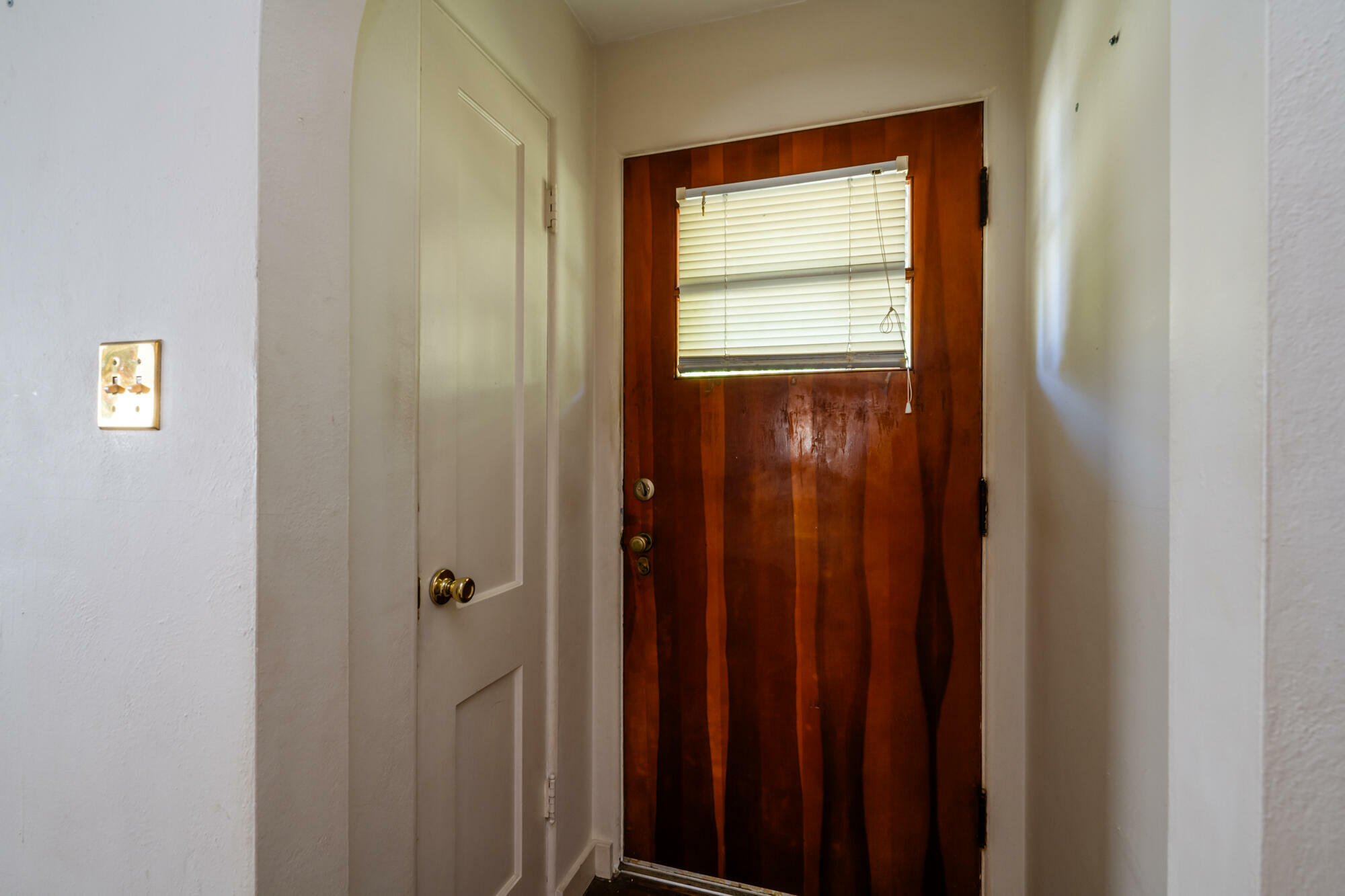 Property Photo:  116 Sherwood Street  MI 49047 