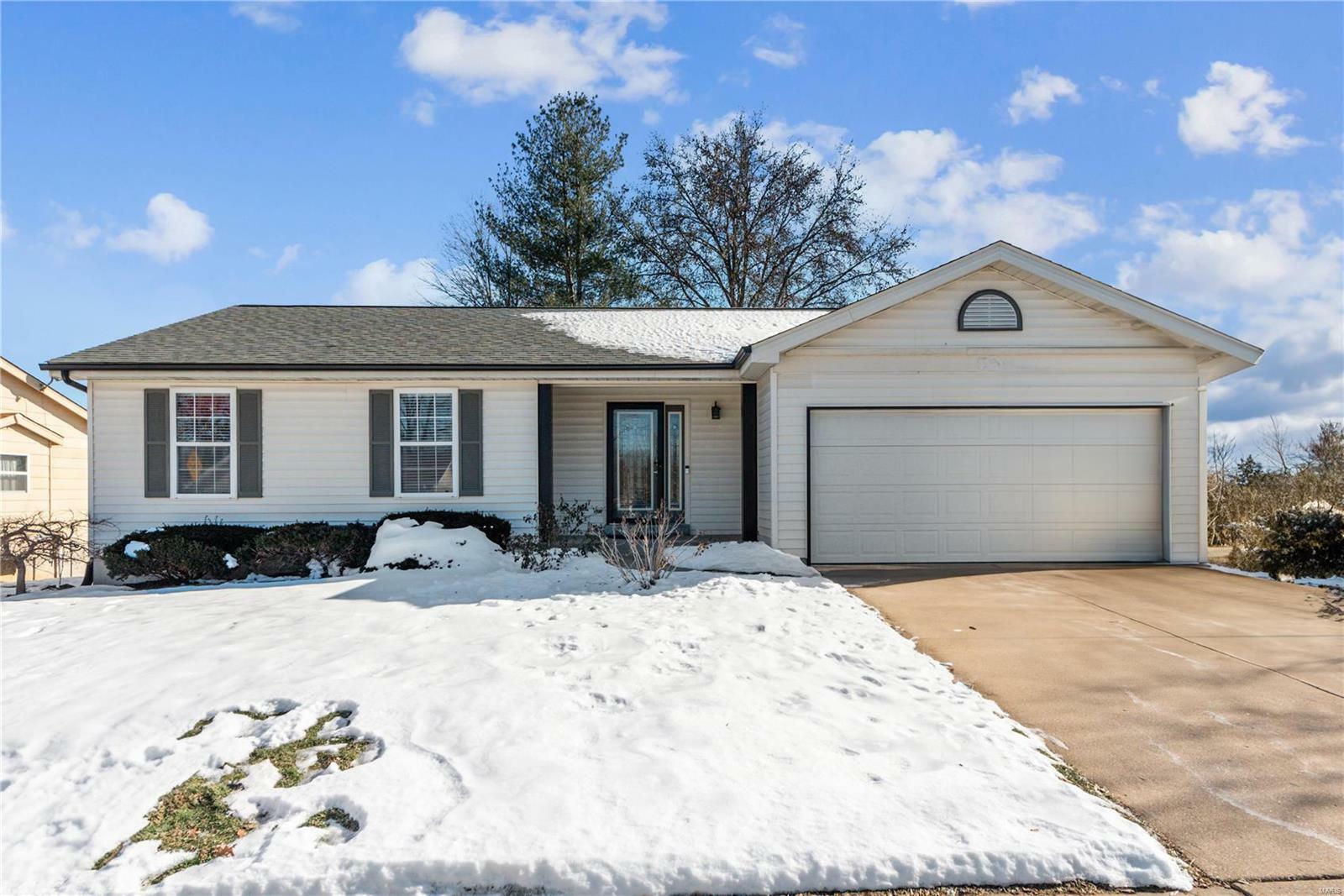 Property Photo:  55 Valley View Drive  MO 63376 