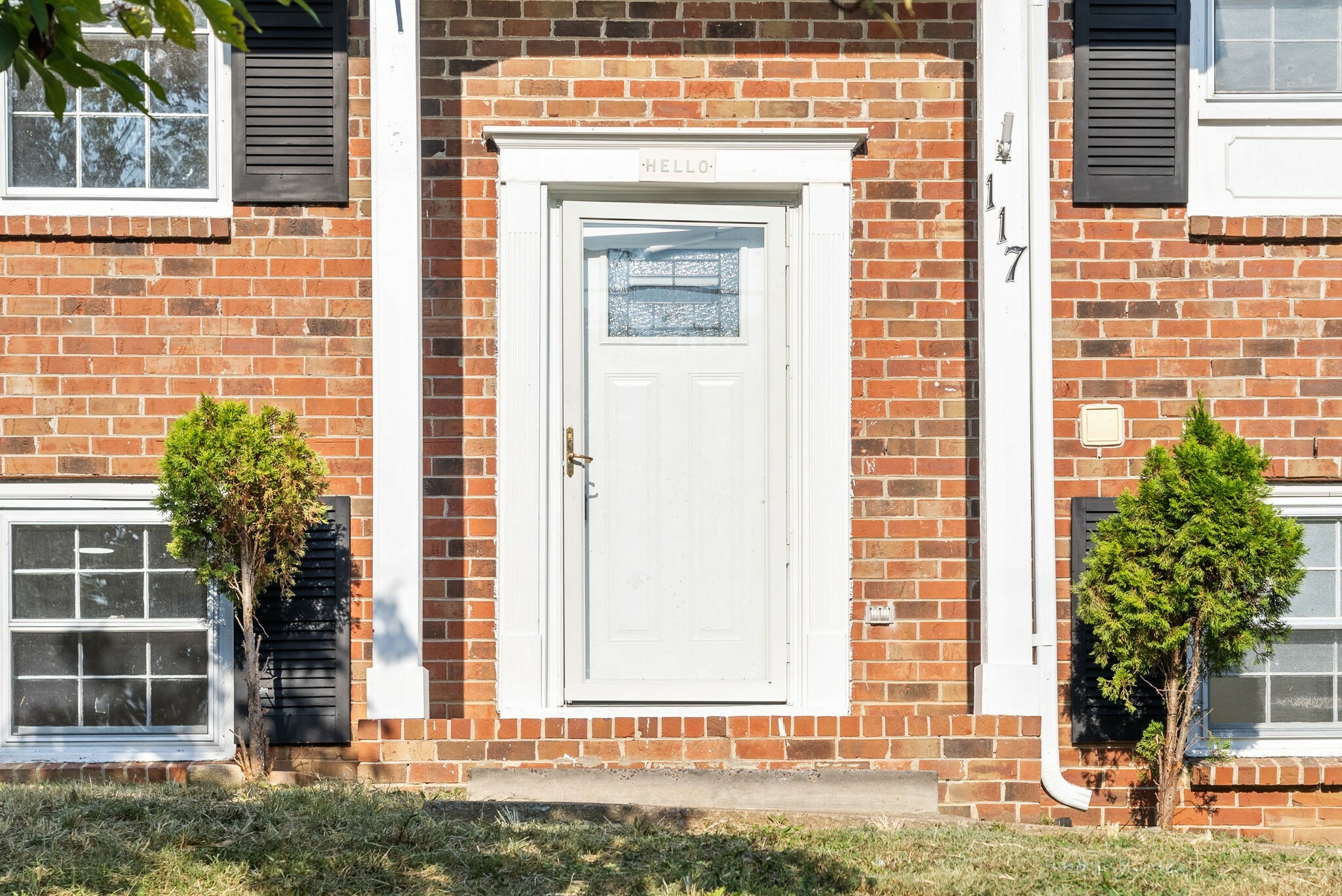 Property Photo: 117 Robert Yoest Dr TN 37013