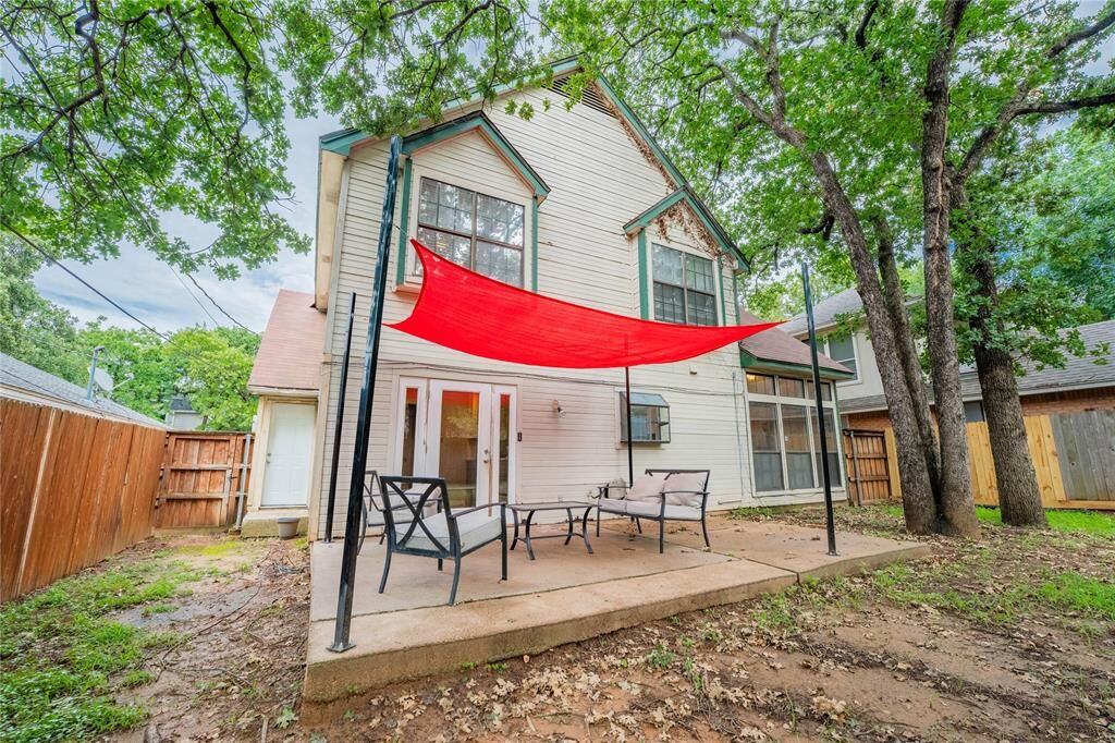 Property Photo: 6010 Paradise Drive TX 76001