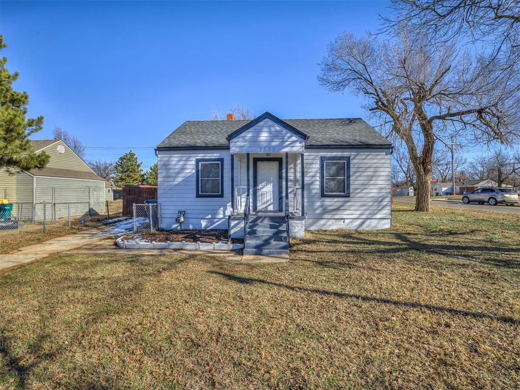 Property Photo: 3800 Key Place OK 73112