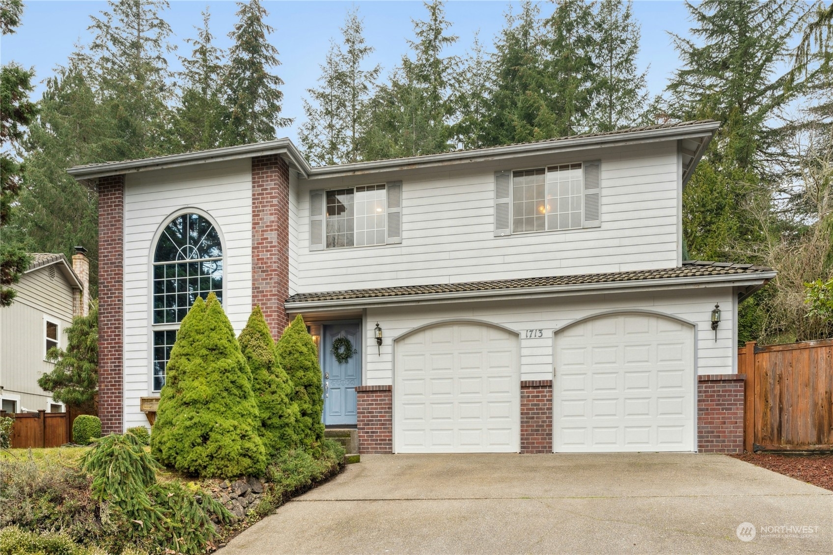 Property Photo:  1713  Easthill Place NW  WA 98502 