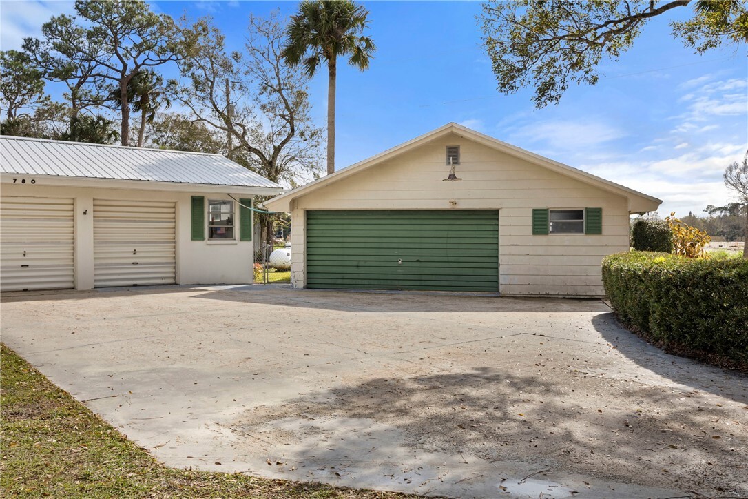 Property Photo: 780 66th Avenue FL 32968