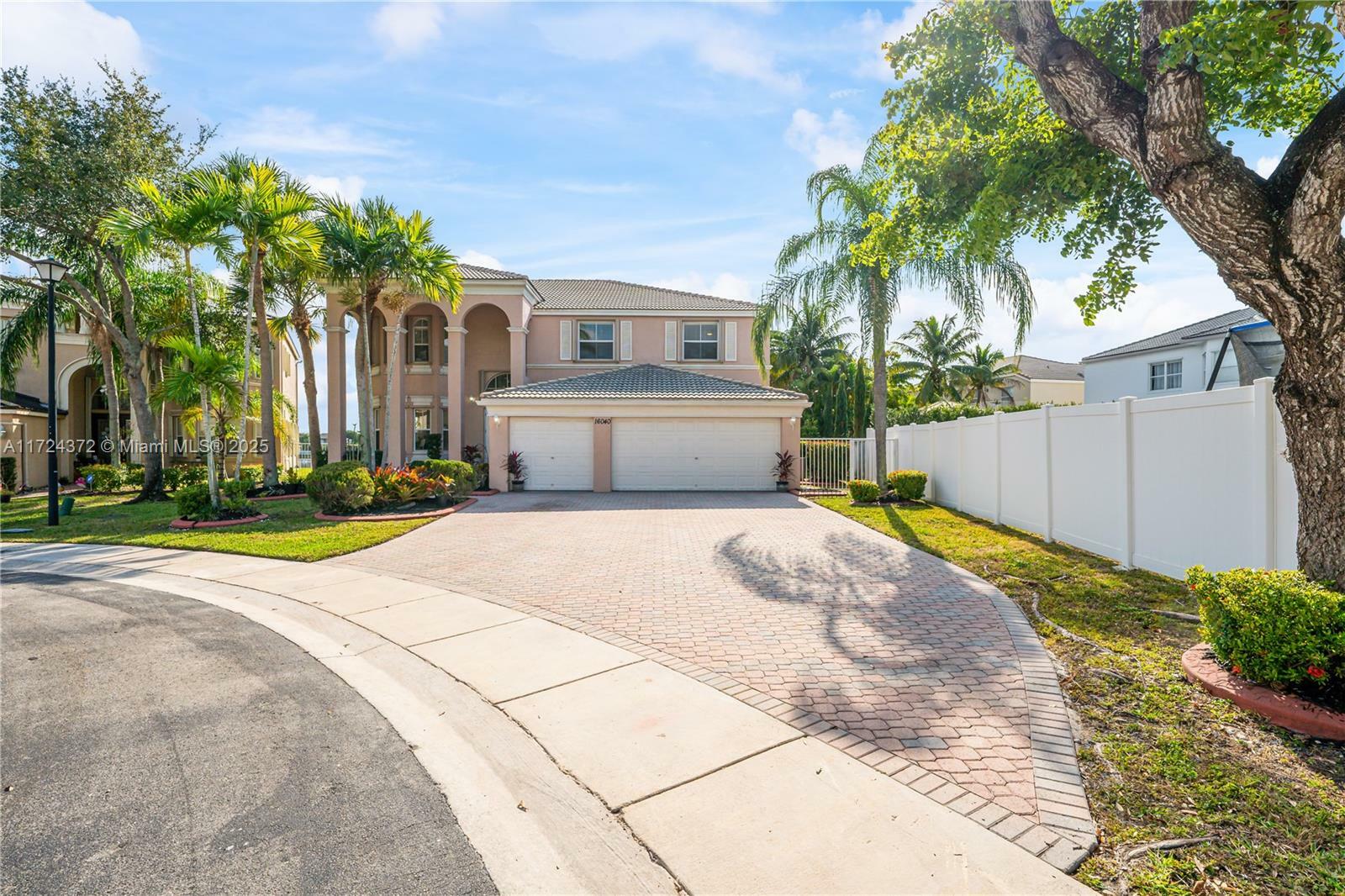 Property Photo:  16040 SW 49th Ct  FL 33027 