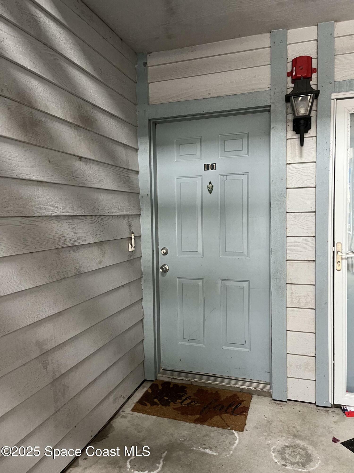 Property Photo: 7060 N Highway 1 FL 32927