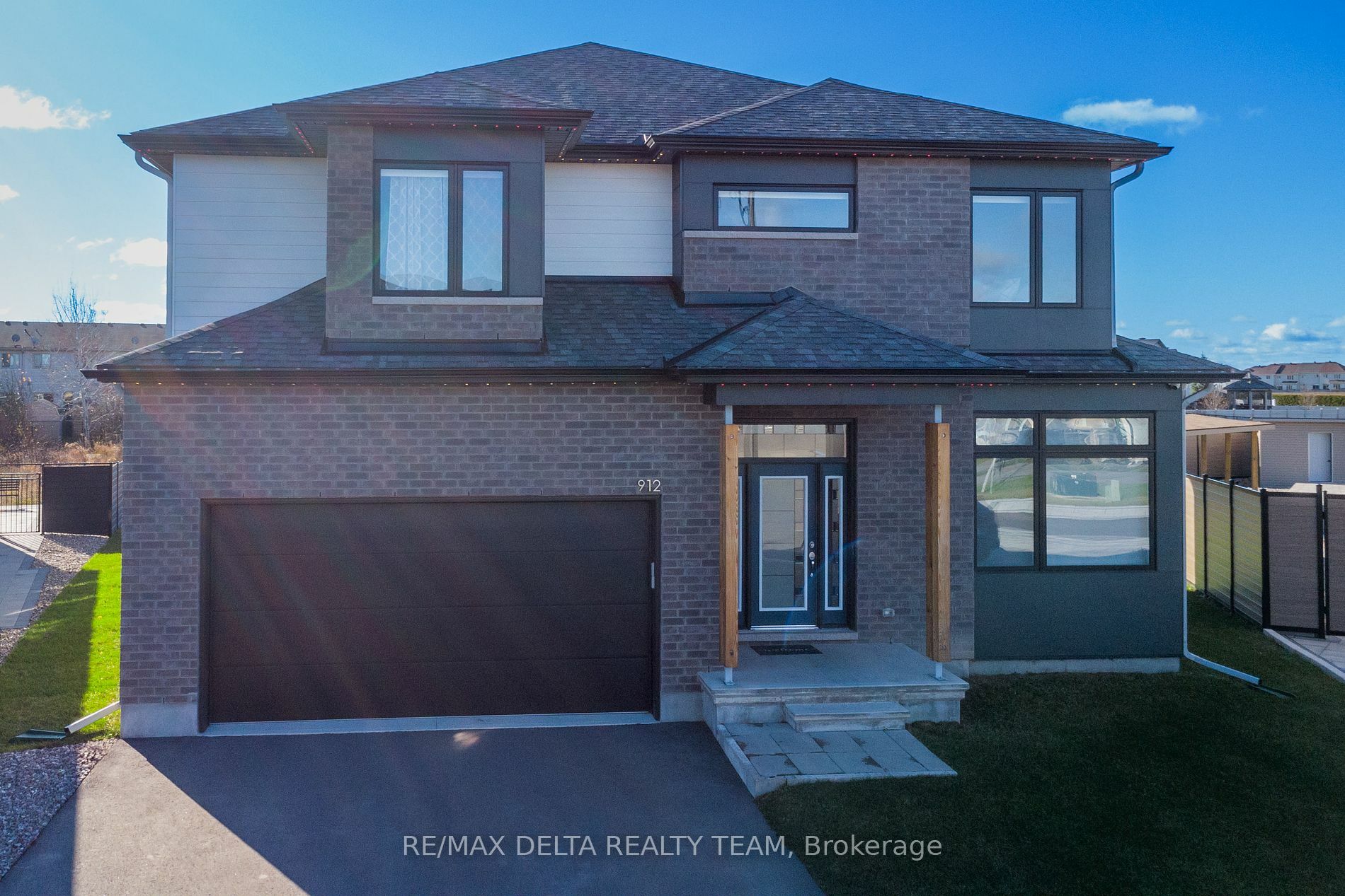 Property Photo: 912 Socca Crescent ON K4A 5M1