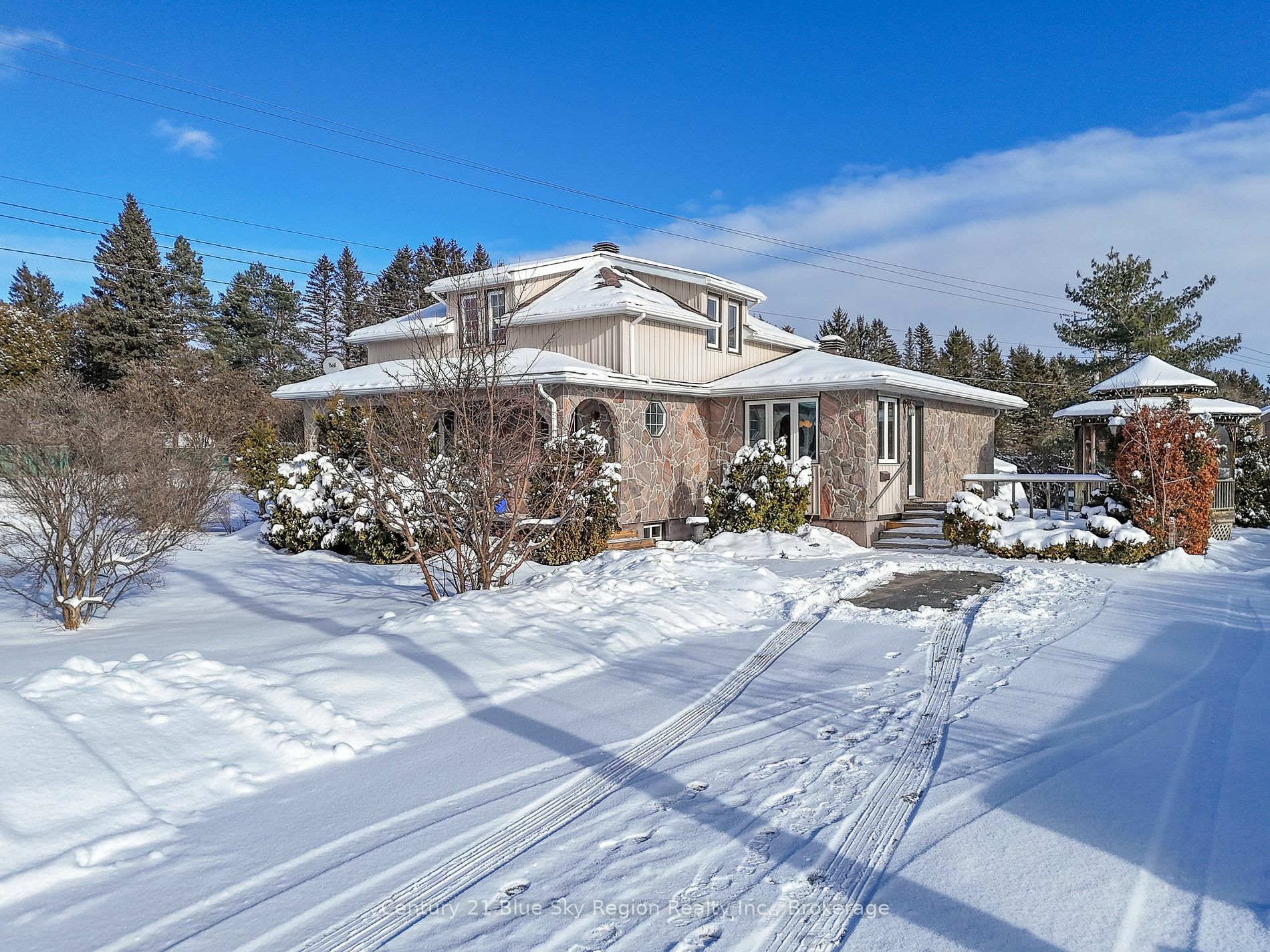 Photo de la propriété:  22 Dubeau St  ON P0H 2M0 