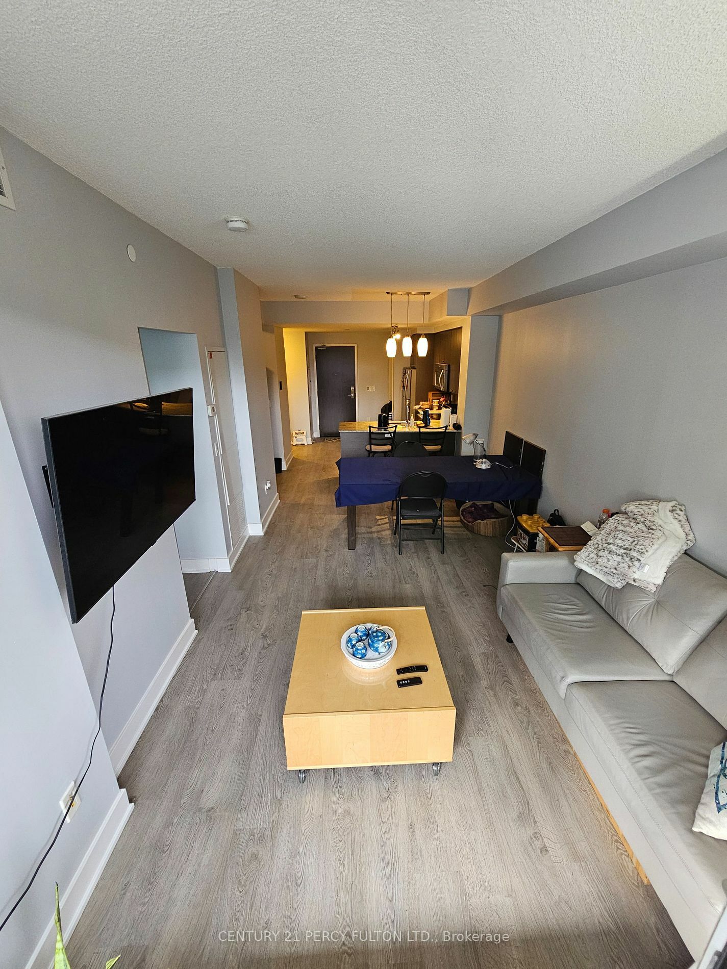 Property Photo:  88 Sheppard Ave E 213  ON M2N 0G9 