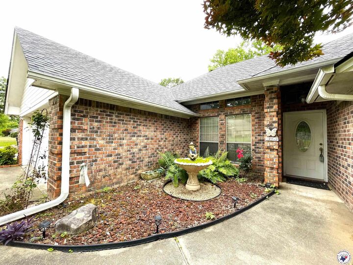 Property Photo: 130 Westline Road TX 75501