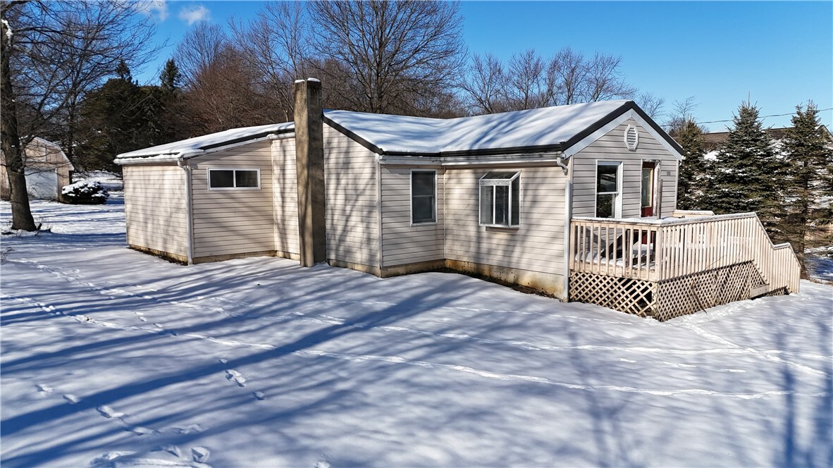 Property Photo:  466 Braden School Rd  PA 15010 