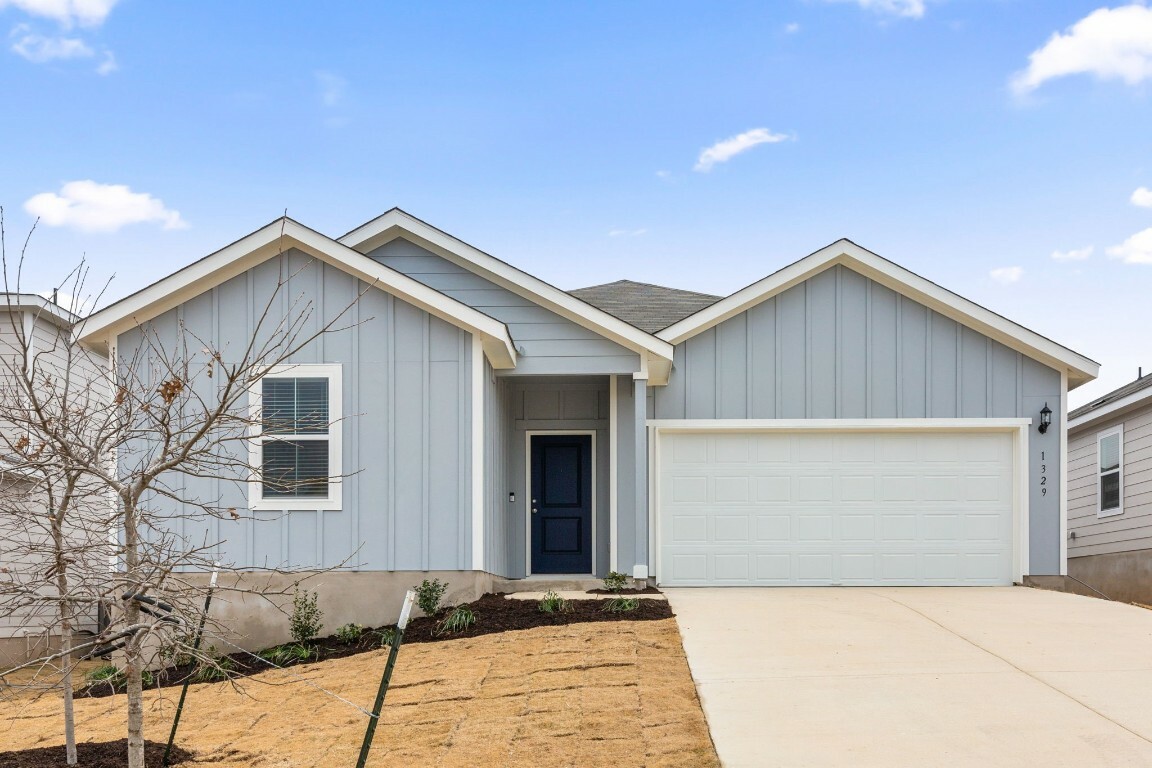 Property Photo: 1329 Big Sky Road TX 76513
