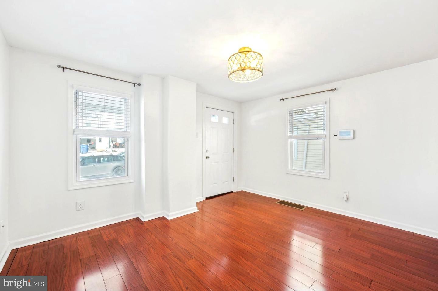 Property Photo:  607 Vernon Street  PA 19063 