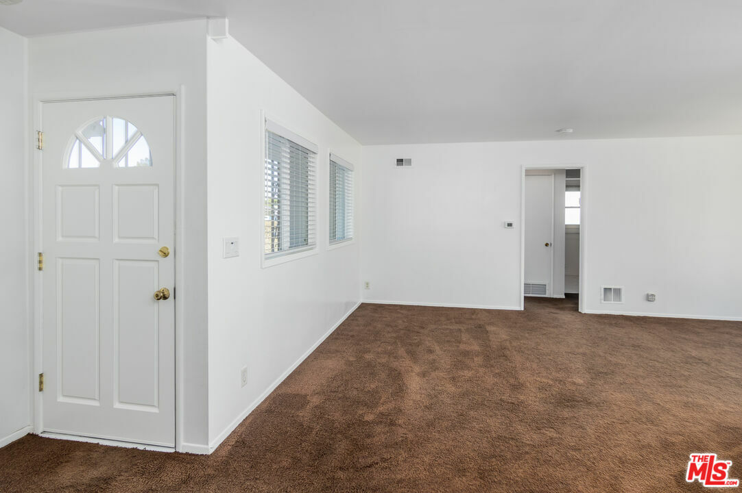 Property Photo:  9356   Natick Ave  CA 91343 