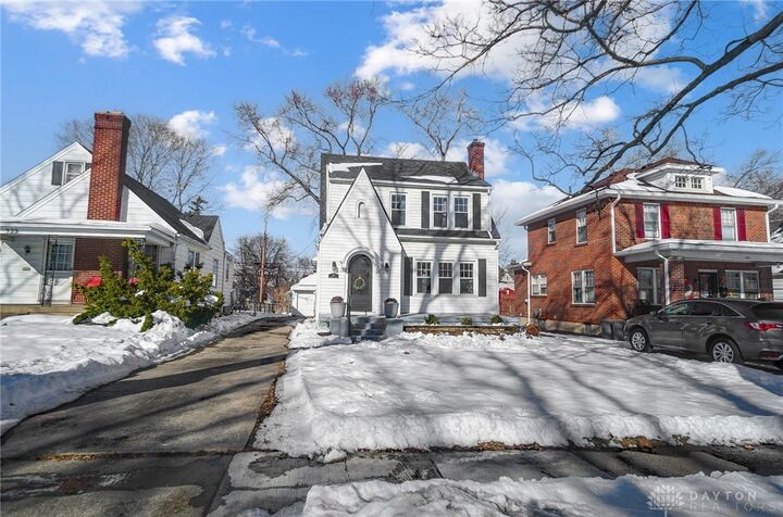 327 Claranna Avenue  Oakwood OH 45419 photo