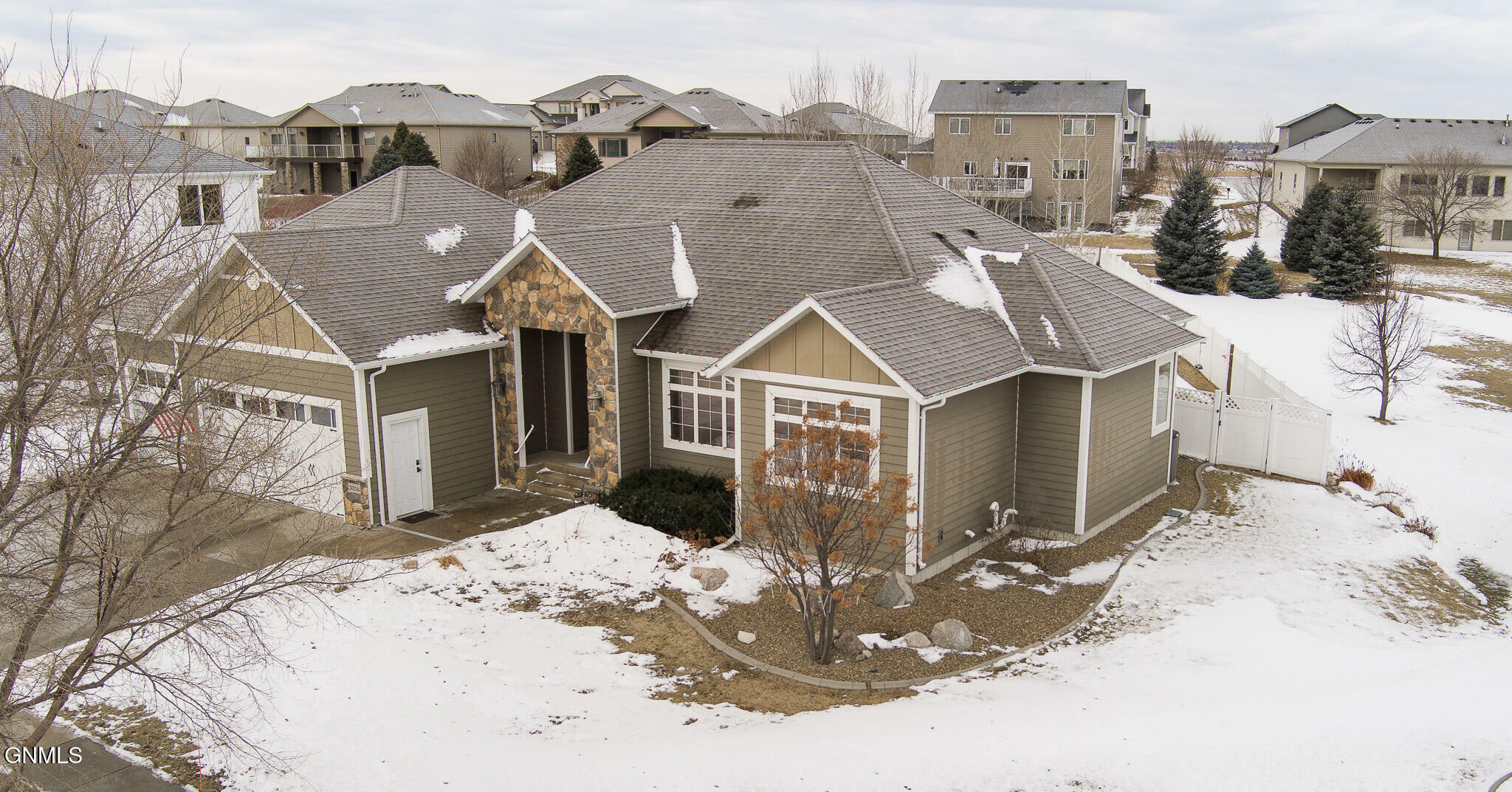 Property Photo:  3316 Clairmont Road  ND 58503 