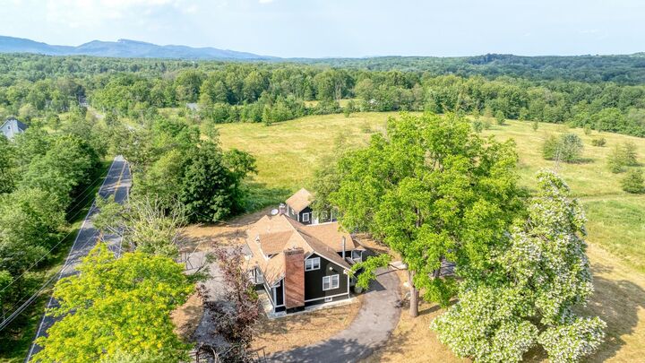 Property Photo: 1091 Albany Post Road NY 12525