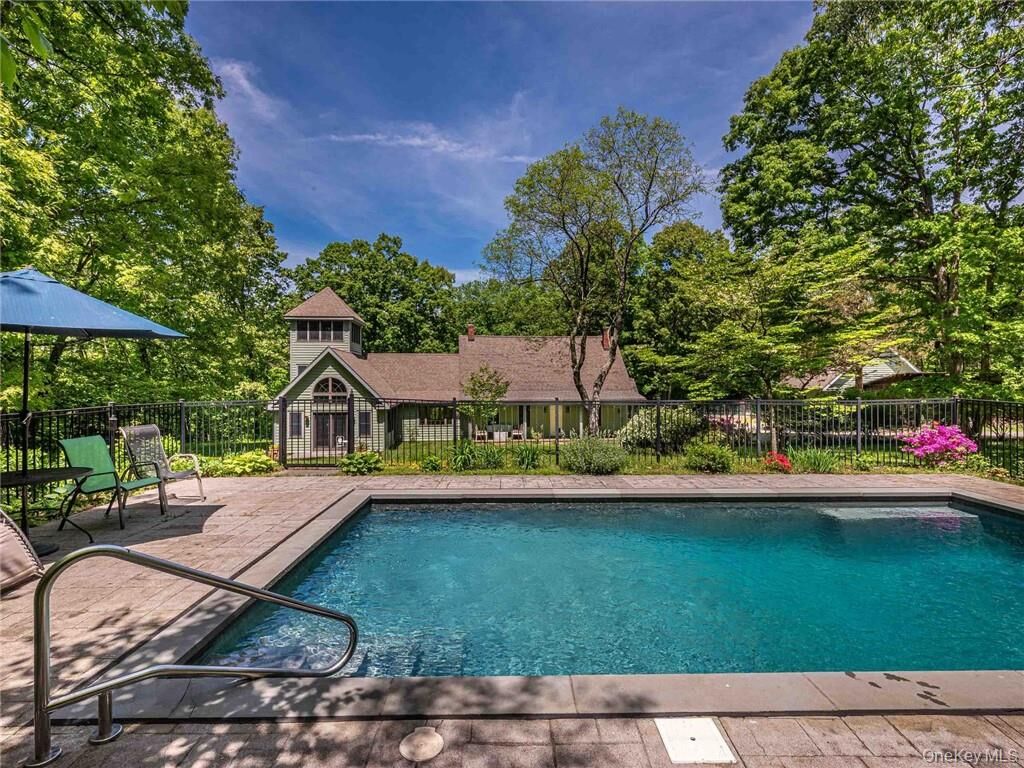 Property Photo:  74 Hilltop Road  NY 12572 