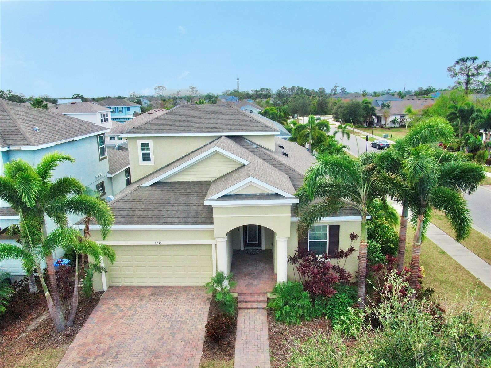 Property Photo:  5230 Admiral Pointe Drive  FL 33572 