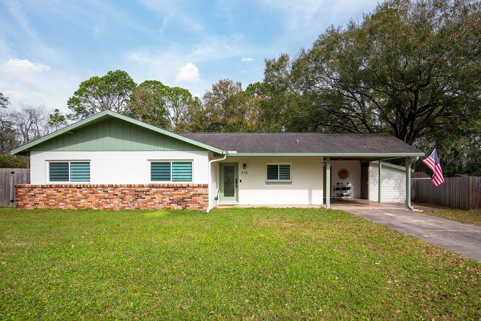 Property Photo:  318 Satsuma Dr  FL 32771 