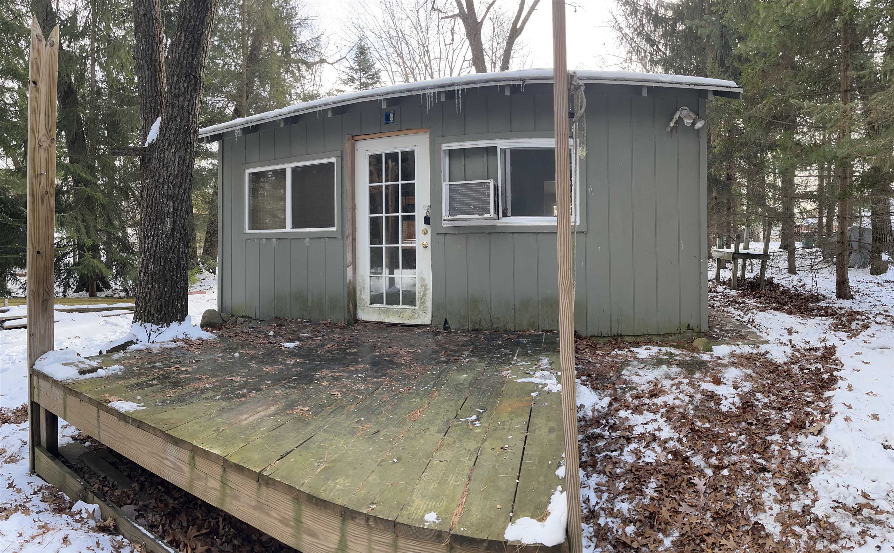 Property Photo: 4331 Oak Beach Drive MI 48625