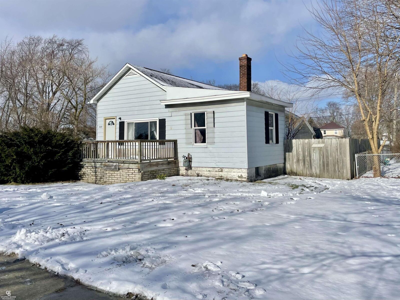 Property Photo: 1821 Pine Street MI 48060