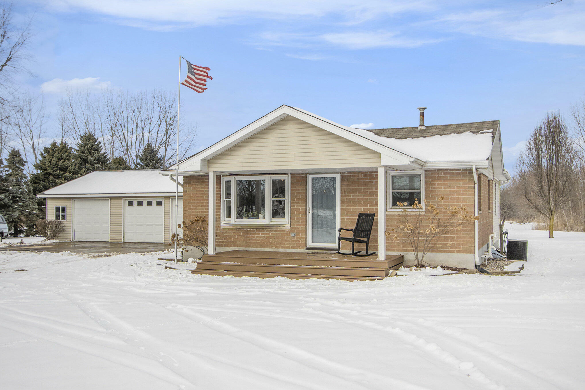 Property Photo: 38192 88th Avenue MI 49045