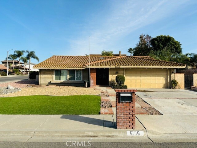 Property Photo:  6716 Redlands Court  CA 92506 