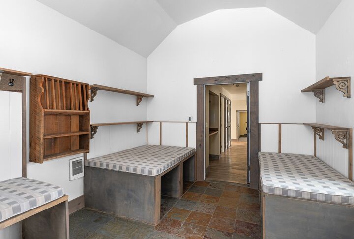 Property Photo: 395 Hodgson Road MT 59912