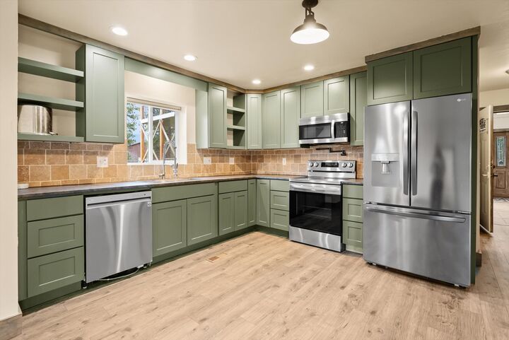 Property Photo: 395 Hodgson Road MT 59912