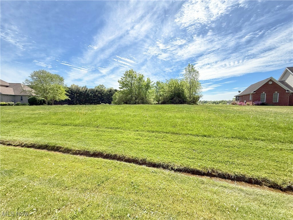 Property Photo: 49587 Foxwood Lane OH 44413