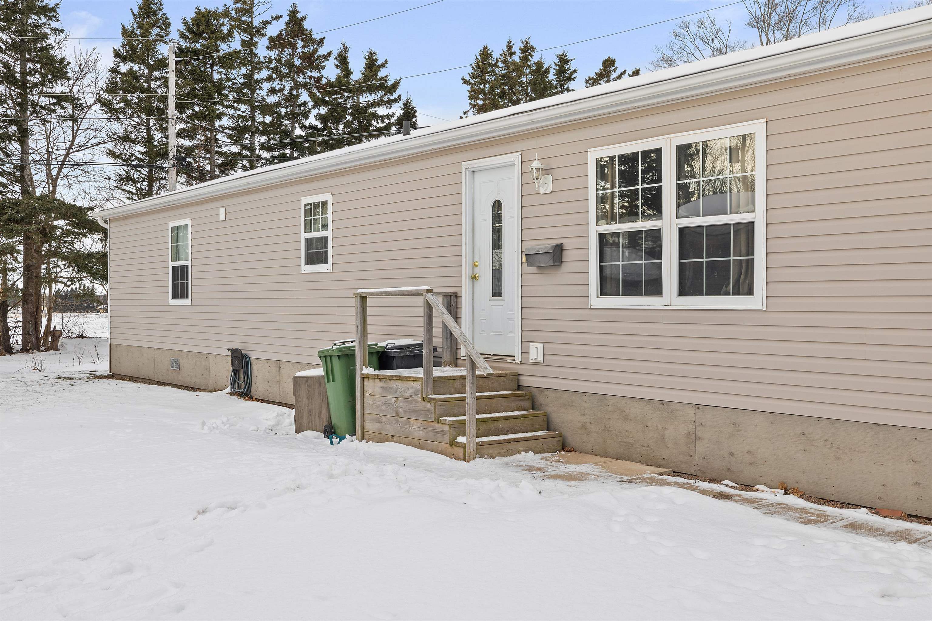 Property Photo:  16 Linkletter Estates  PE C1N 4B2 