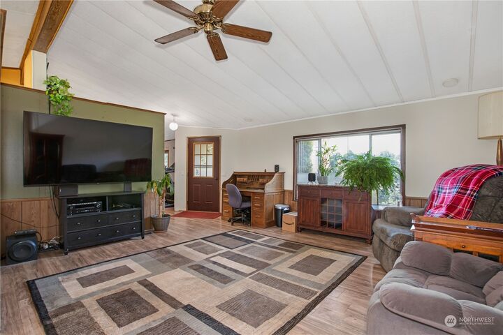 Property Photo:  8939  Crystal Springs Lane SE  WA 98597 