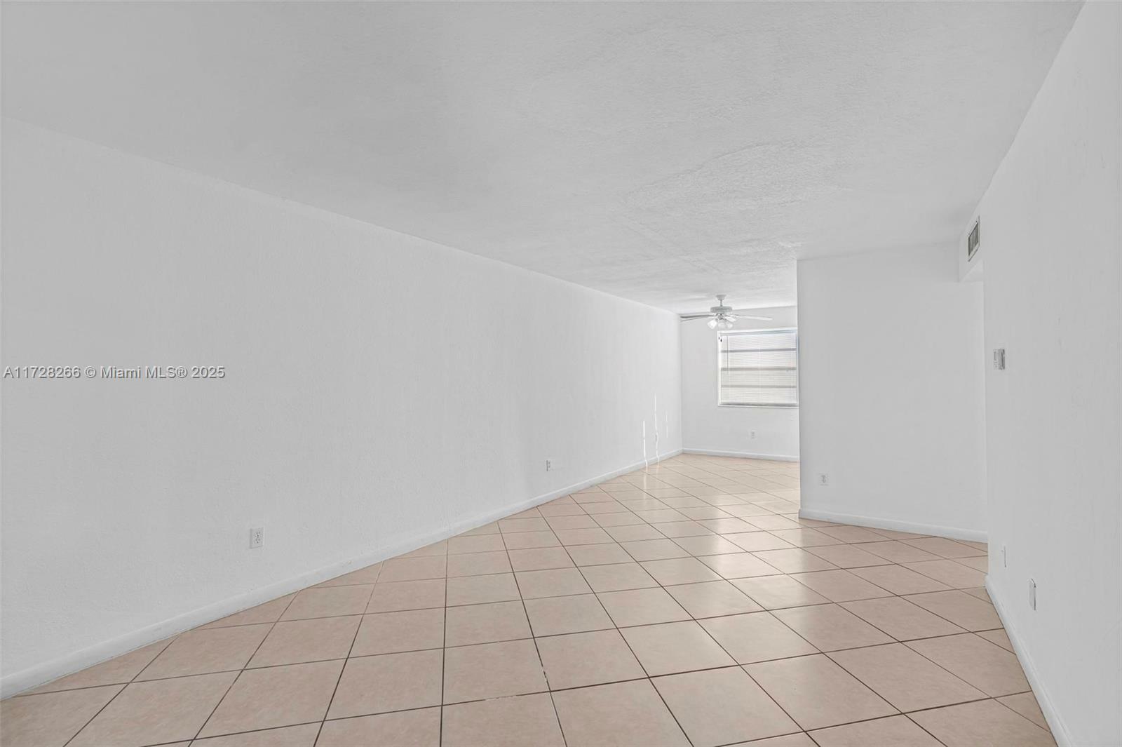 Property Photo:  1350 NE 119th St 135007  FL 33161 