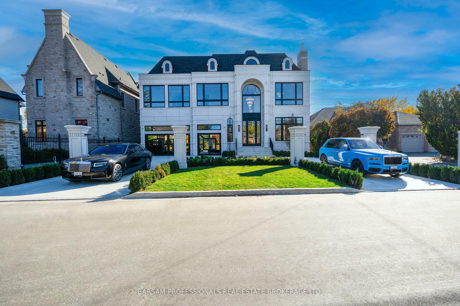 Property Photo: 47 Edgar Ave ON L4C 6K2