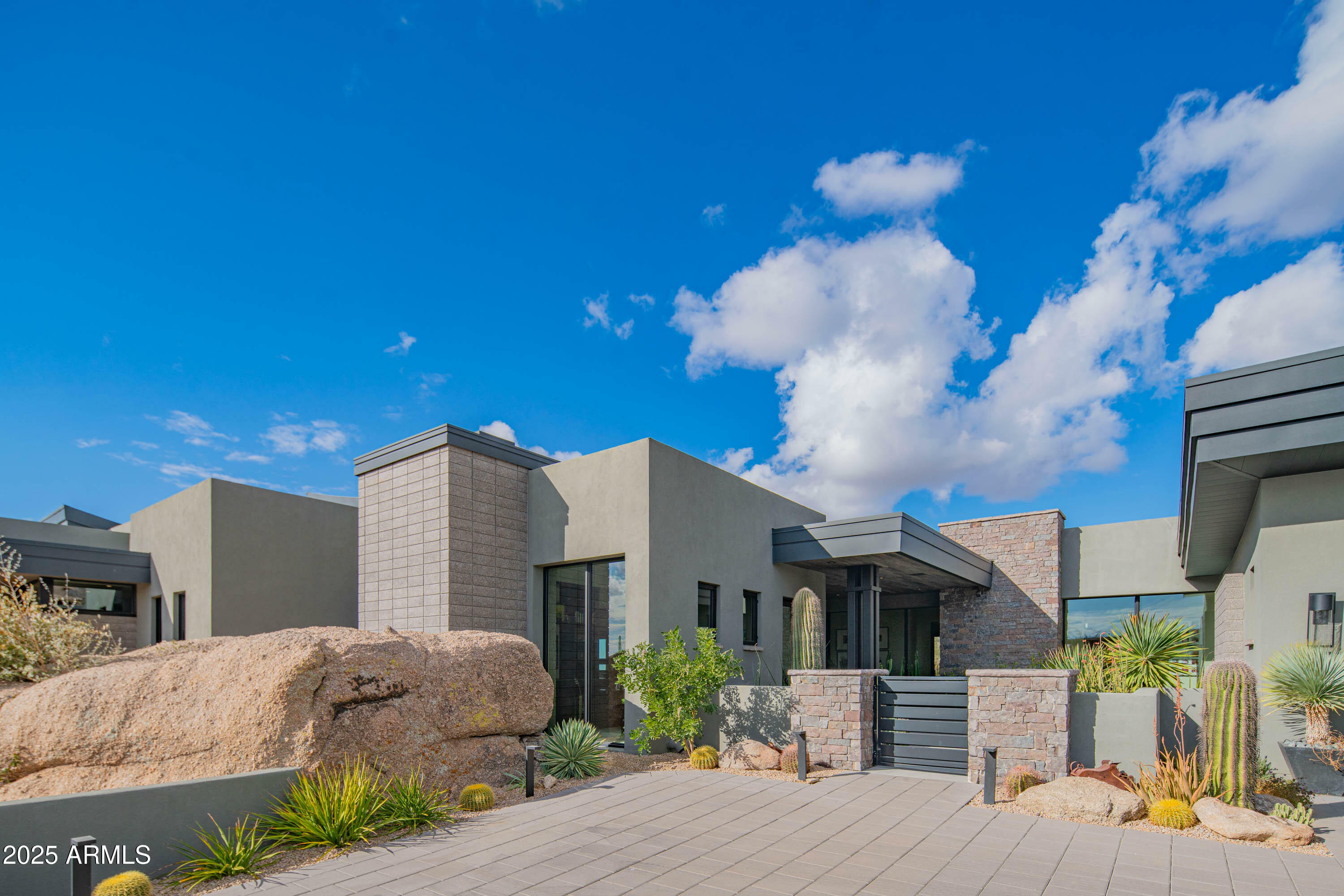 Property Photo: 41104 N 96th Street AZ 85262