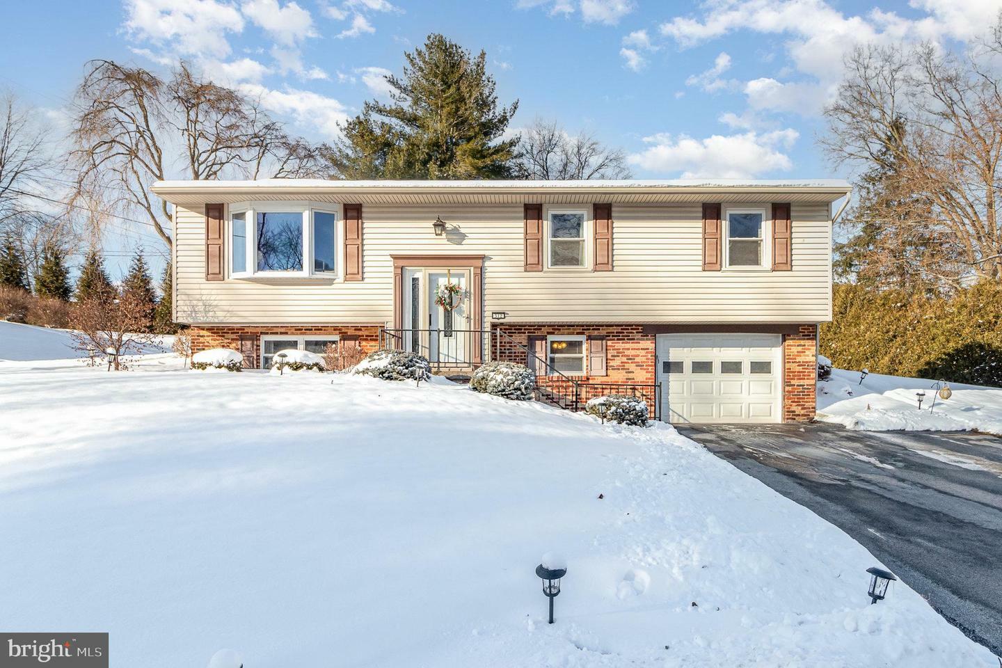 Property Photo: 312 Fried Drive PA 17018