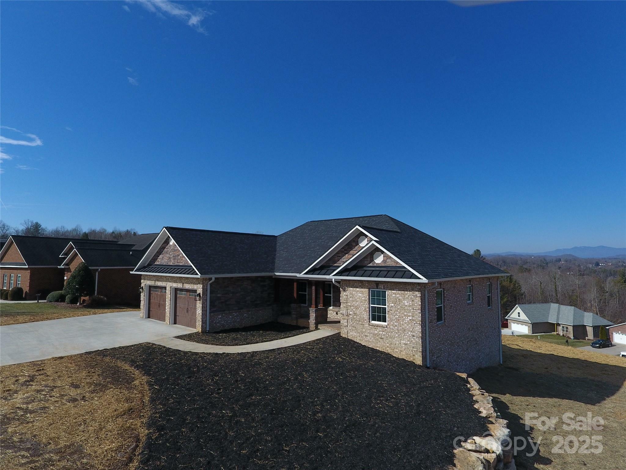 Property Photo: 418 Huntington Woods Street SE NC 28645