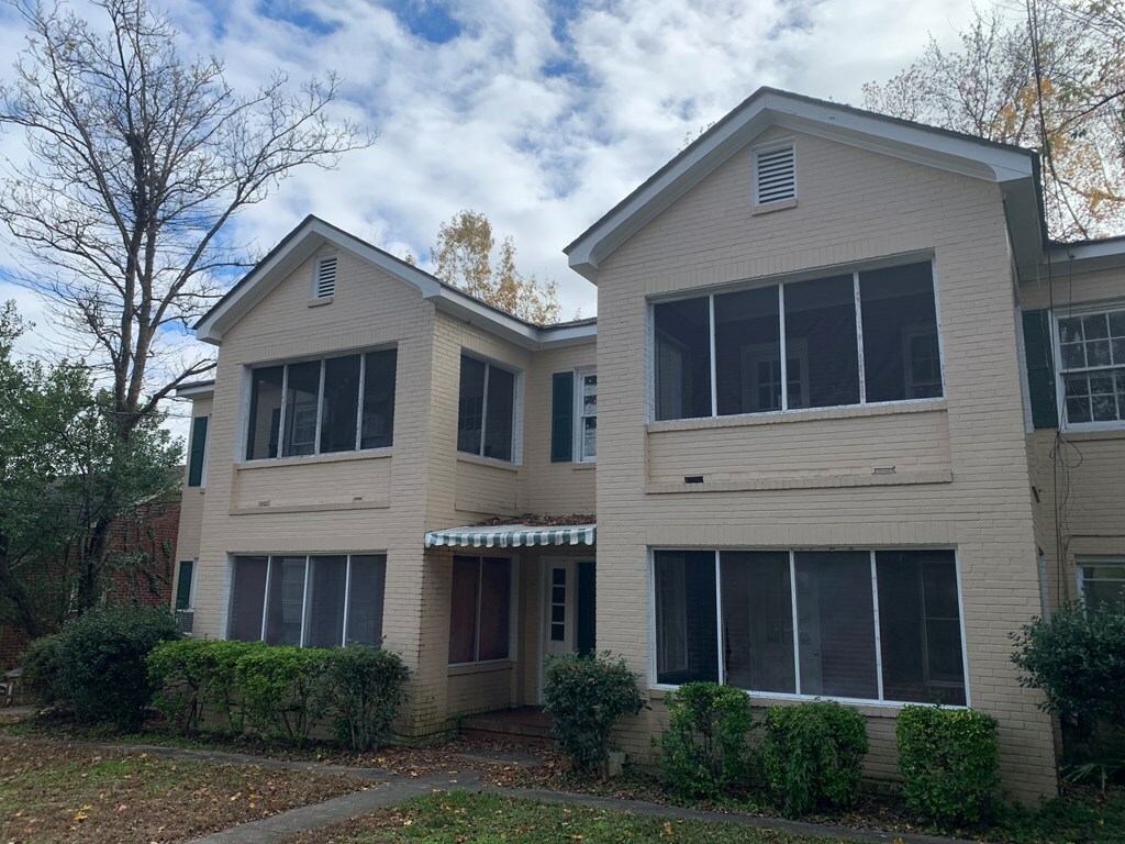 Property Photo:  1412 Virginia Street  GA 31901 