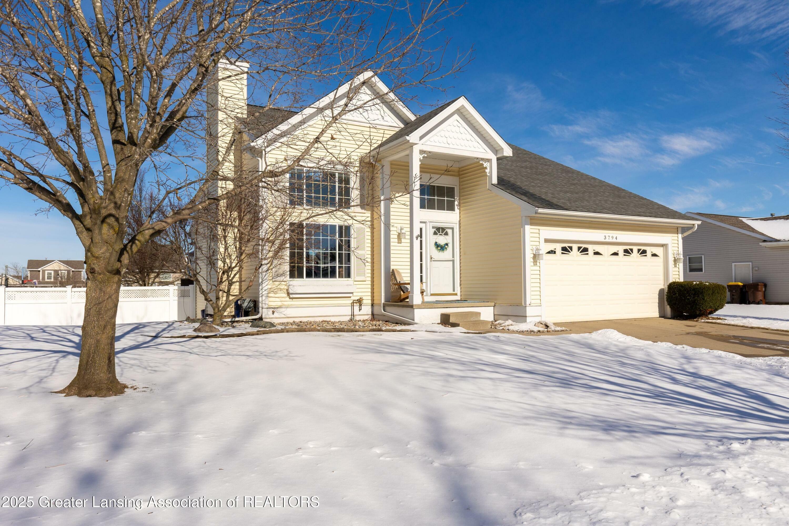 Property Photo:  3794 Farnsworth Drive  MI 48906 