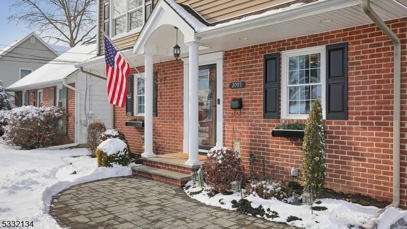 Property Photo:  2093 Coles Ave  NJ 07076 