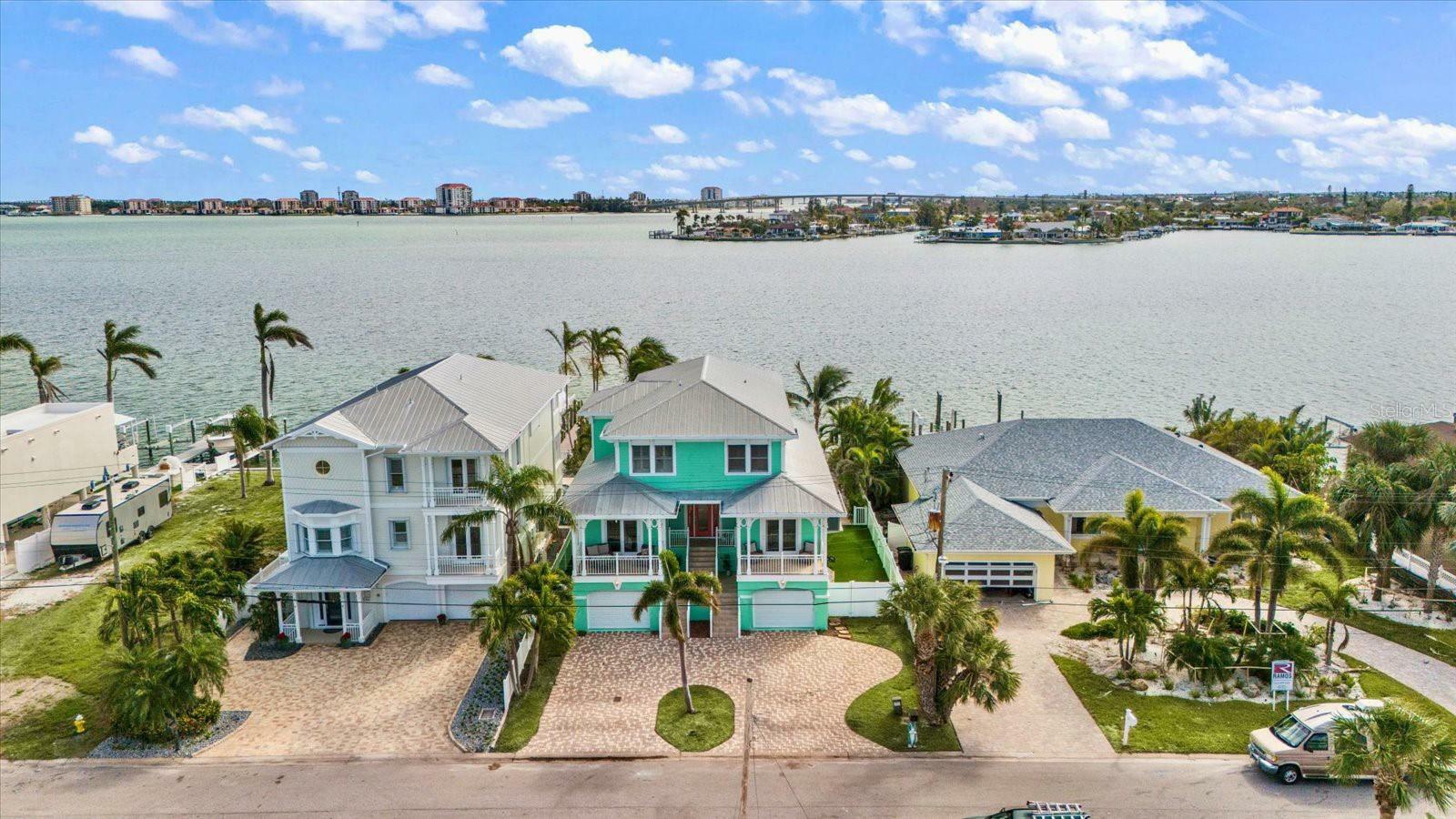 Property Photo:  644 Boca Ciega Isle Drive  FL 33706 