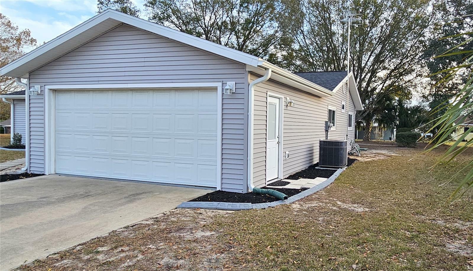 Property Photo: 8512 SW 107th Place FL 34481