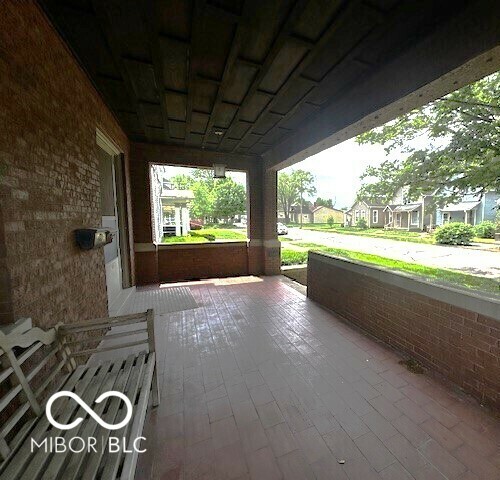 Property Photo: 1023 Franklin Street IN 47201