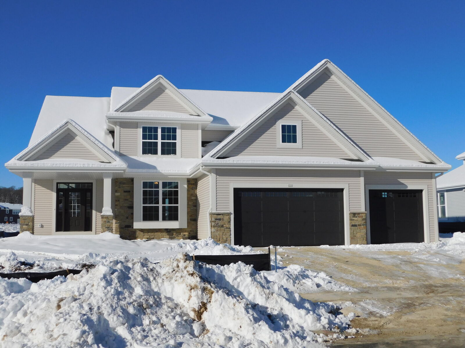 Property Photo:  221 Candleberry Ln  WI 53024 