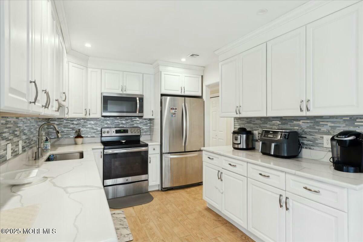 Property Photo:  287C Sunset Circle  NJ 08831 