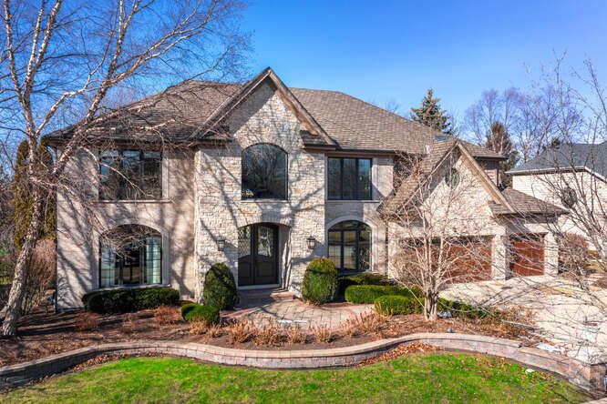 Property Photo: 2247 Sable Oaks Drive IL 60564
