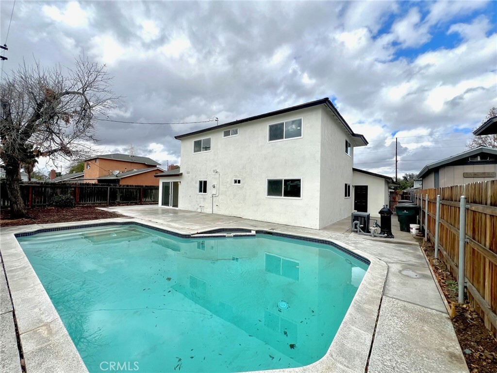 Property Photo:  5172 Merrill Avenue  CA 92504 