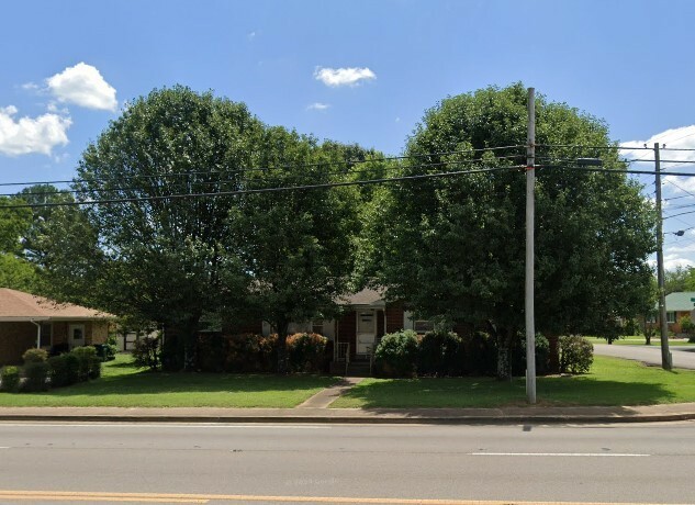 Property Photo:  999 Mill St  TN 38478 