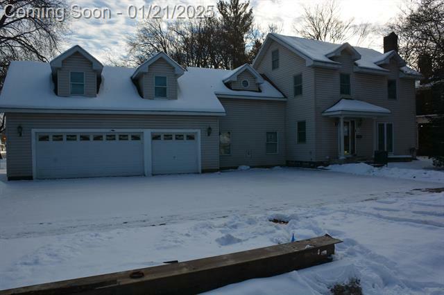 Property Photo:  1109 S Genessee Drive  MI 48915 