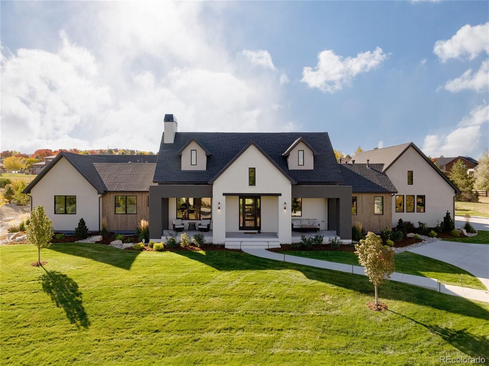 Property Photo:  6816 Goldbranch Drive  CO 80503 